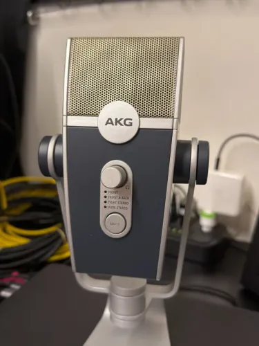 Microfone AKG Lyra