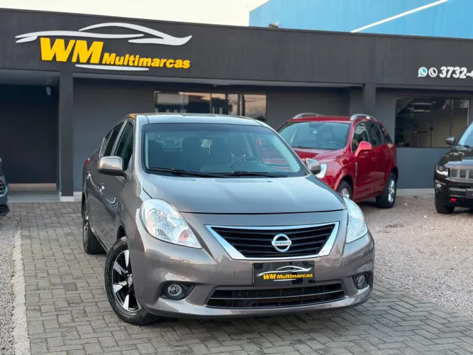 Nissan Versa SL 1.6 16V Flex Fuel 4P Mec. 2013