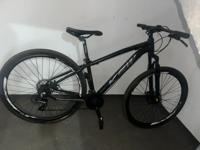 Bicicleta Aro 29 Ksw Xlt 21v Shimano E Freios A Disco Preta Preto