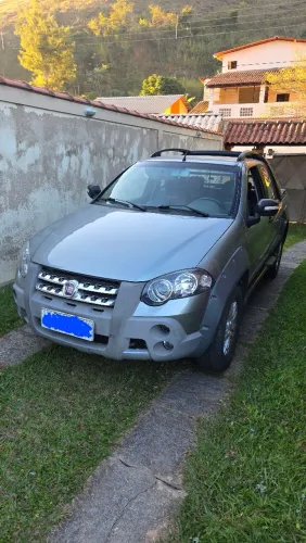 Fiat Strada Adventure1.8/ 1.8 Locker Flex CD 2012