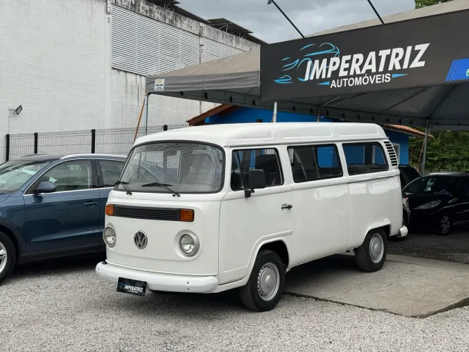 Volkswagen Kombi Lotação 1.6 MPI 2003