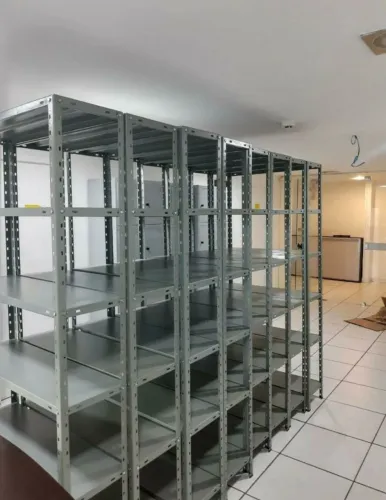 Estante de ferro com 6 bandejas novas pronta entrega 