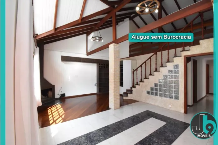 Casa de Luxo para locação no Bairro Santo Inácio em Curitiba, 280m², 6 quartos, 1 suíte, 3