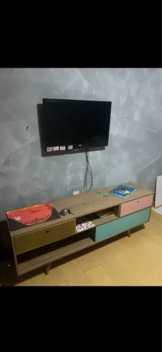 TV - em ótimo estado