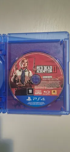Jogo Ps4 Red Dead Redemption 2 com modo online mídia física