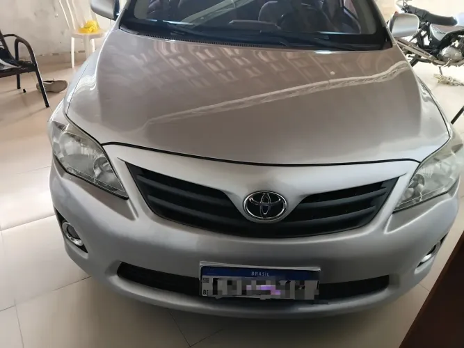 Toyota Corolla GLI 1.8 Flex 16V Aut. 2014