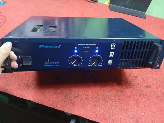 Amplificador oneal op 2300