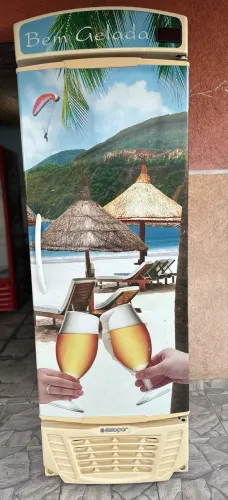 VENDO CERVEJEIRA GELOPAR 127v