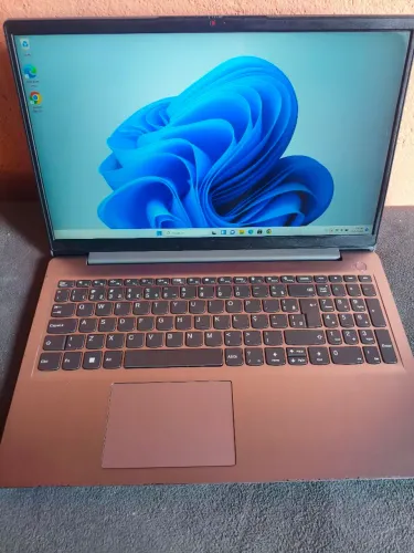 Notebook Lenovo Core i5 11° Geração/ SSD Nvme 256GB/ 8GB