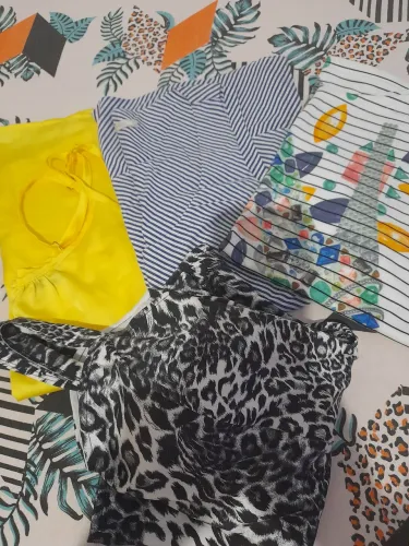 Roupas bem conservadas para brecho