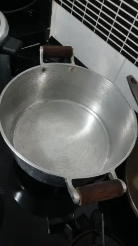 Panela de Ferro Fundido