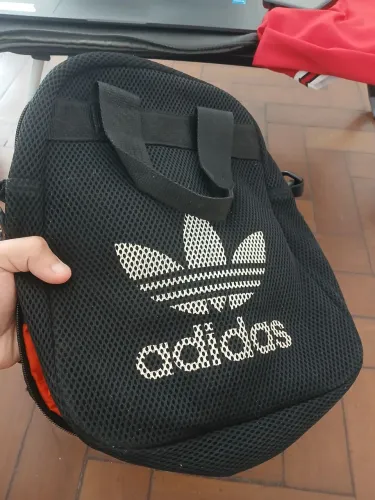 Mochila Adidas Original 2 em 1 - Preta e Laranja<br>