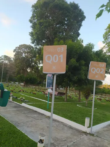 JAZIGO NO CEMITÉRIO MORADA DA PAZ - EMAÚS (PARNAMIRIM/RN)