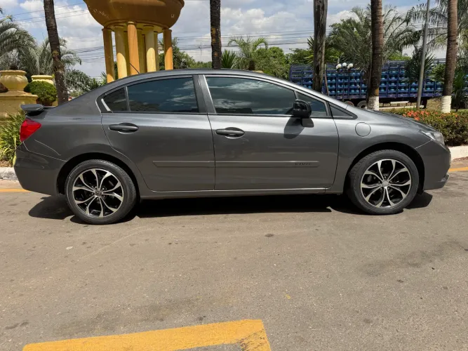 Honda Civic Sedan LXS 1.8/1.8 Flex 16V Aut. 4P 2014