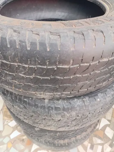 PNEUS 265/60 ARO 18 _ EXCELENTES