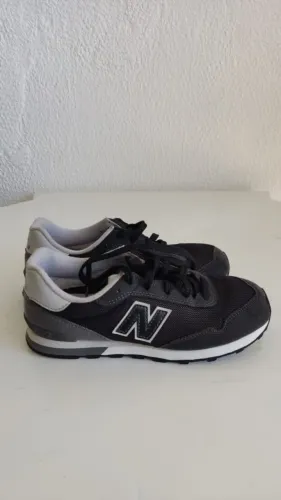 Tênis New Balance número 34 infantil (estado de novo)