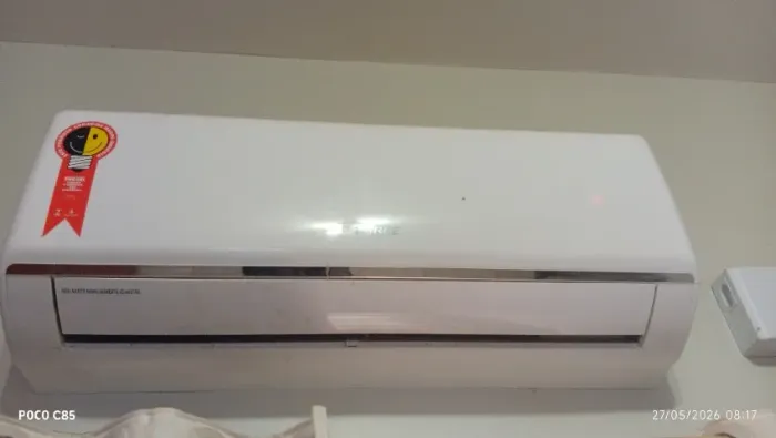 AR CONDICIONADO GREEN 9000 BTUS OBS: desinstalação por conta do comprador