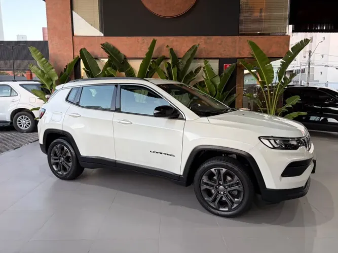 Jeep Compass Sport T270 1.3 TB 4X2 Flex AUT 2025