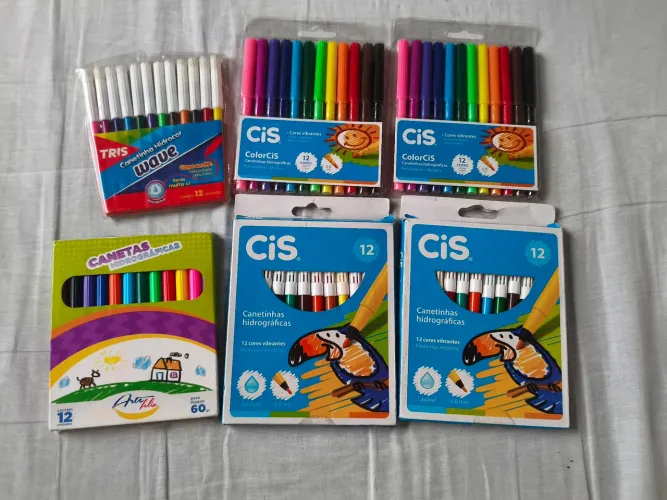 Kit escolar! 6 caixinhas de canetas Hidrográficas! 
