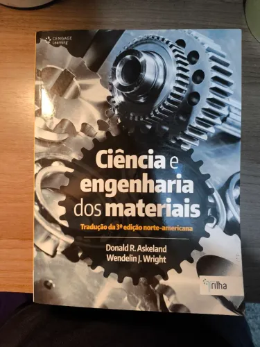 Livro Ciência e Engenharia dos Materiais (Askeland / Wright) - 3a Edição | Usado