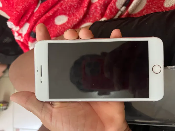Celular em ótimo estado perfeito 2 mês de garantia