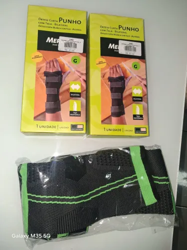 02 ÓRTESES PARA PUNHO E 02 TORNOZELEIRAS.