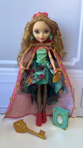 Boneca Ashlynn Ella - Legacy Day - Ever After High
