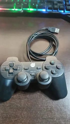 Controle de Xbox e Ps2 com fio para PC e CONSOLE