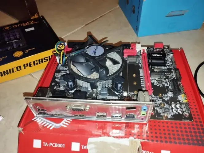 Kit Placa-Mãe B85 + i5 4570 + 16GB RAM DDR3 + M.2 NVMe