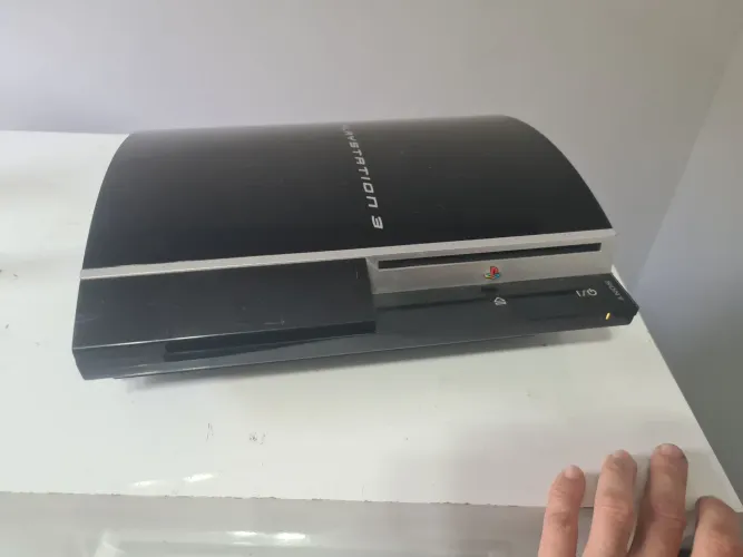 Playstation 3 Fat com defeito da luz amarela, não liga, no estado, sucata, sem garantia