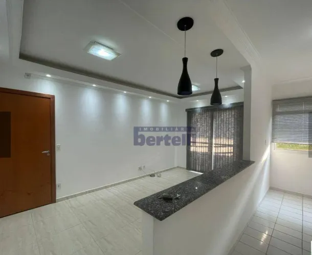 Apartamento com 2 dormitórios para alugar, 50 m² por R$ 2.500,00/mês - Colinas da Mantique