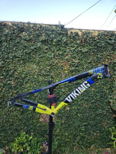 Quadro VikingX tuff 25