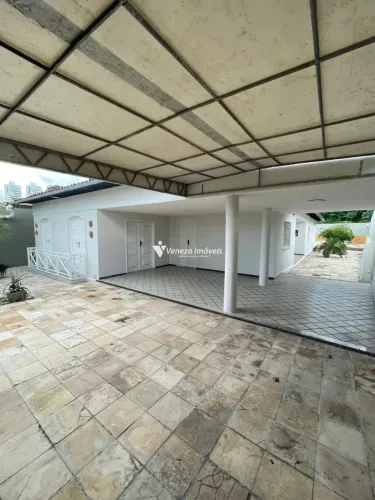 Casa no São Cristóvão com piscina e área gourmet R$ 1,7 milhão