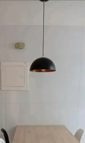 Lustre pendente preto e rosê