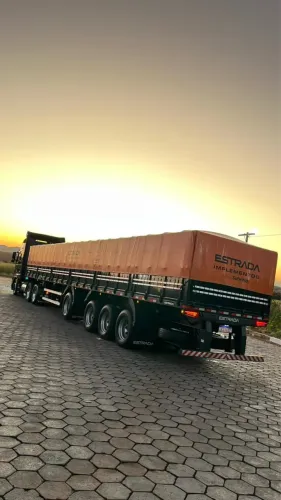 Carreta 30 pallets