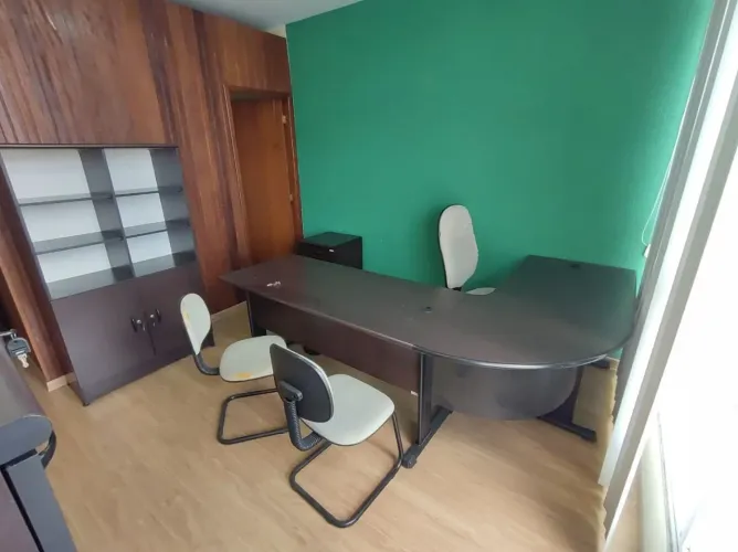 Sala comercial em ótima localização no Centro