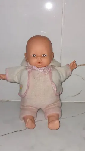 Antiga boneca bebezinha olhos castanhos da estrela anos 90 