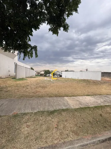 ALPHAVILLE RESIDENCIAL - Lote De 400m² à Venda