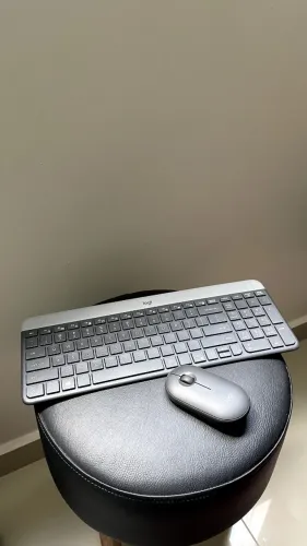 Logitech Teclado + Mouse Sem Fio Mk470 
