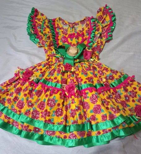 Vestido Infantil Junino perfeito 