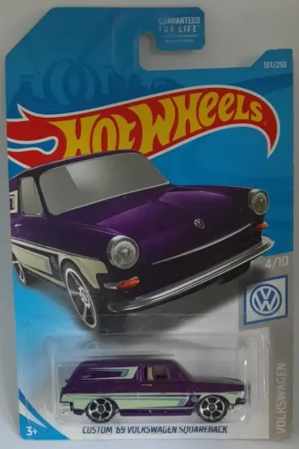 Hot Wheels Custom '69 Volkswagen Squareback 2017