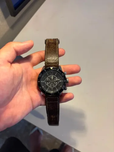 Invicta aviator tritnite night glow modelo 24552