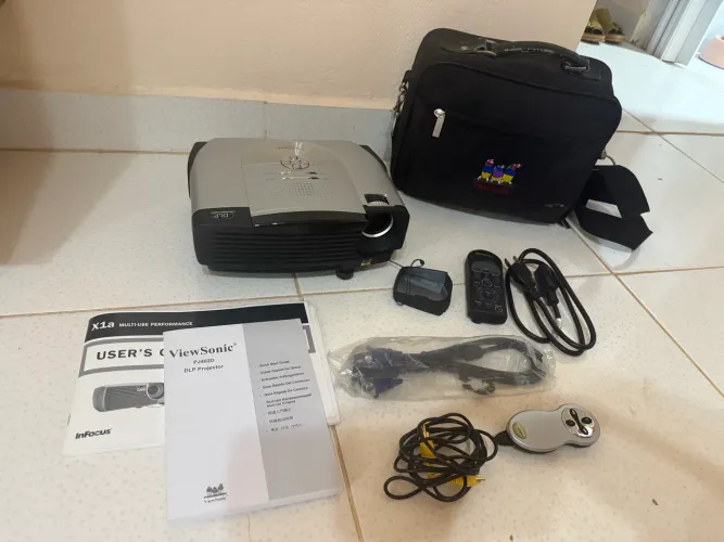 Projetor ViewSonic PJ402D DLP - Como Novo 