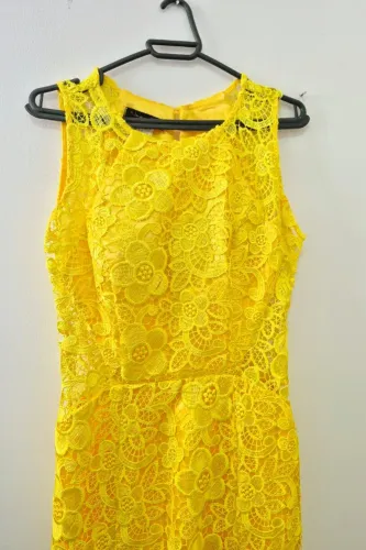 Vestido de Festa Renda Guipir Amarelo - Elegante
