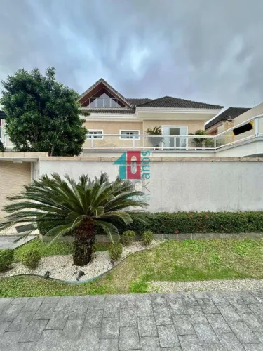 Vargem Pequena | Casa de Condomínio 3 quartos, sendo 3 suites