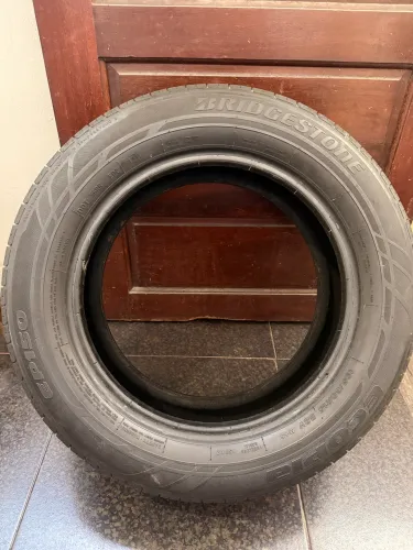 Pneu Bridgestone 195 60 15