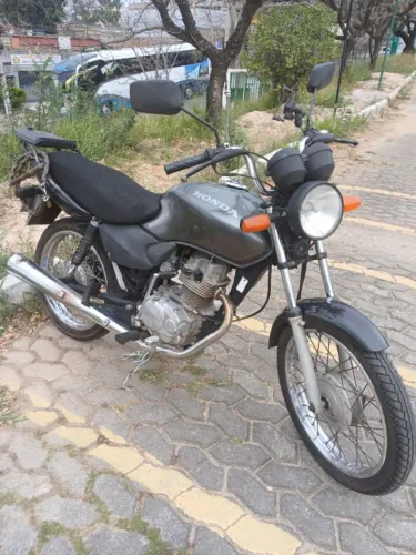 Moto Fan 2008 único dono