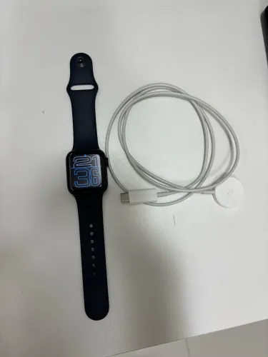 Apple Watch SE preto