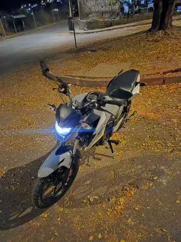 Titan 160 2026 cinza