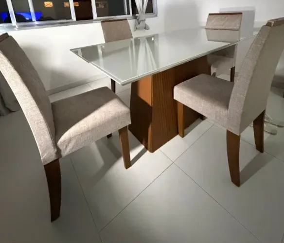 Mesa de jantar retangular 1,6x1,0m